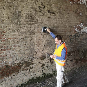 GPR survey on masonry railway bridge