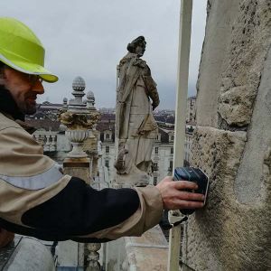 High frequency GPR Palm Antenna on historical building