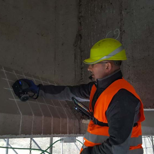 High frequency GPR Palm Antenna on prestressed T-beam