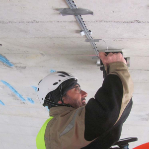 Ultrasonic tomography on tunnel lining